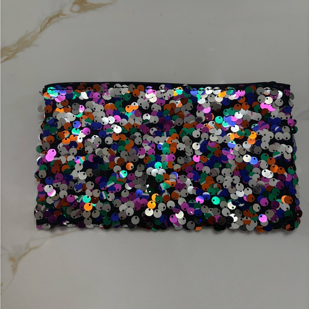 Colorful sequined makeup pouch